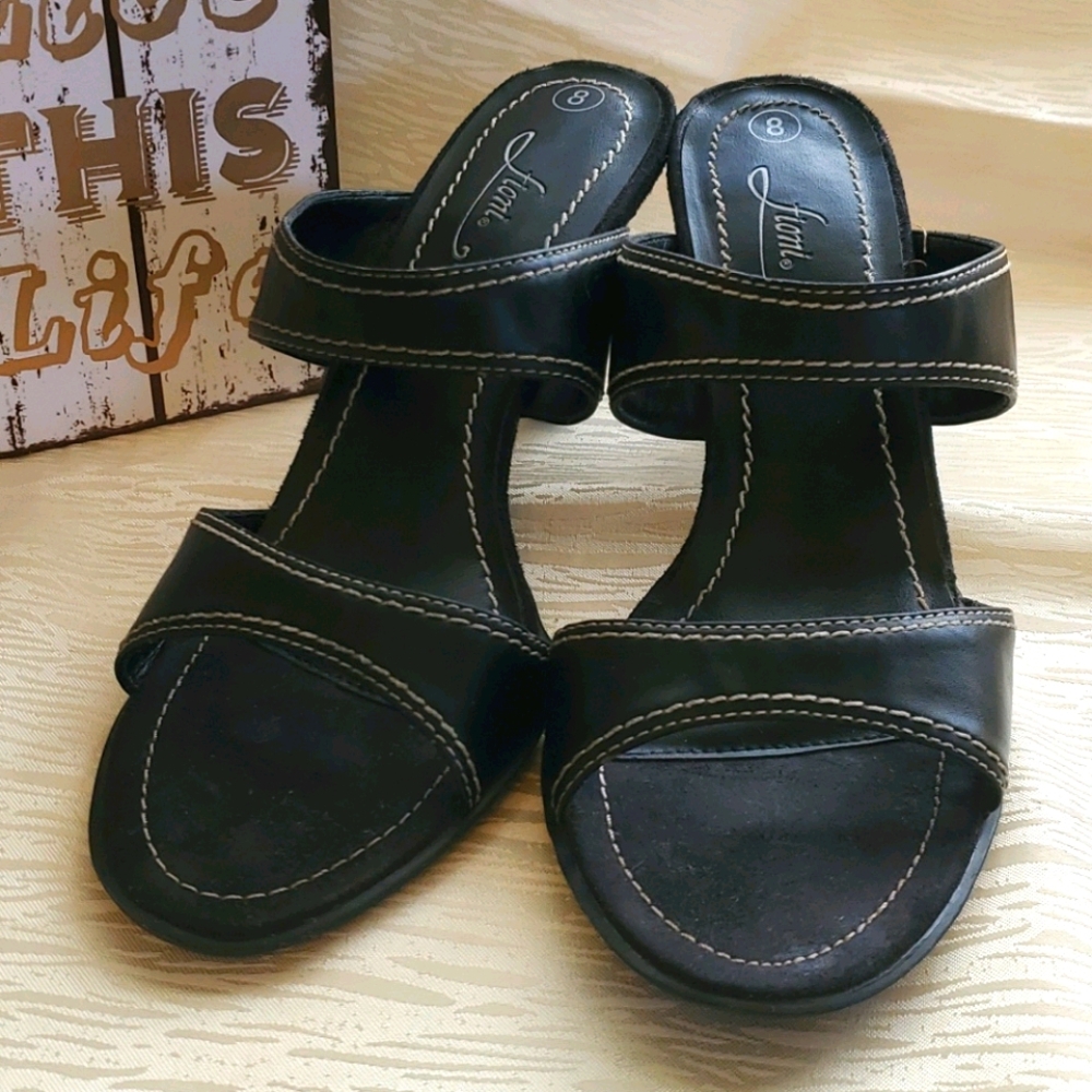 Fioni Open Toe Mule Sandals 3" Heel 8M Black